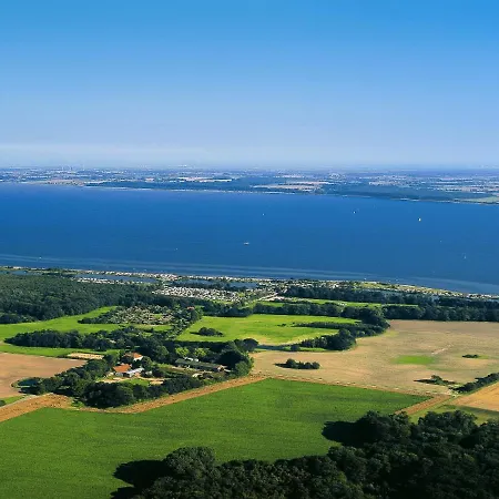 Gut Karlsminde דירה