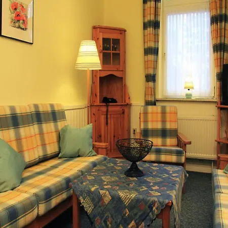Gut Karlsminde Apartment *