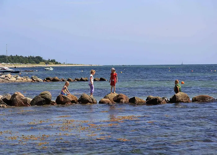 Apartment Gut Karlsminde Waabs